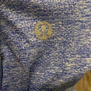 Men’s Lulu Lemon top